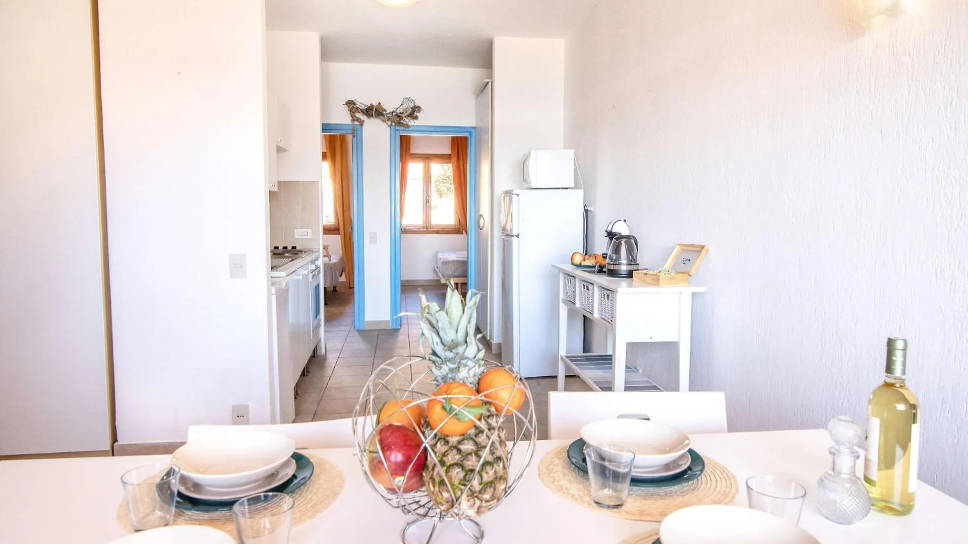 Homey Experience - Sea Corner Λα Μανταλένα 0*,
